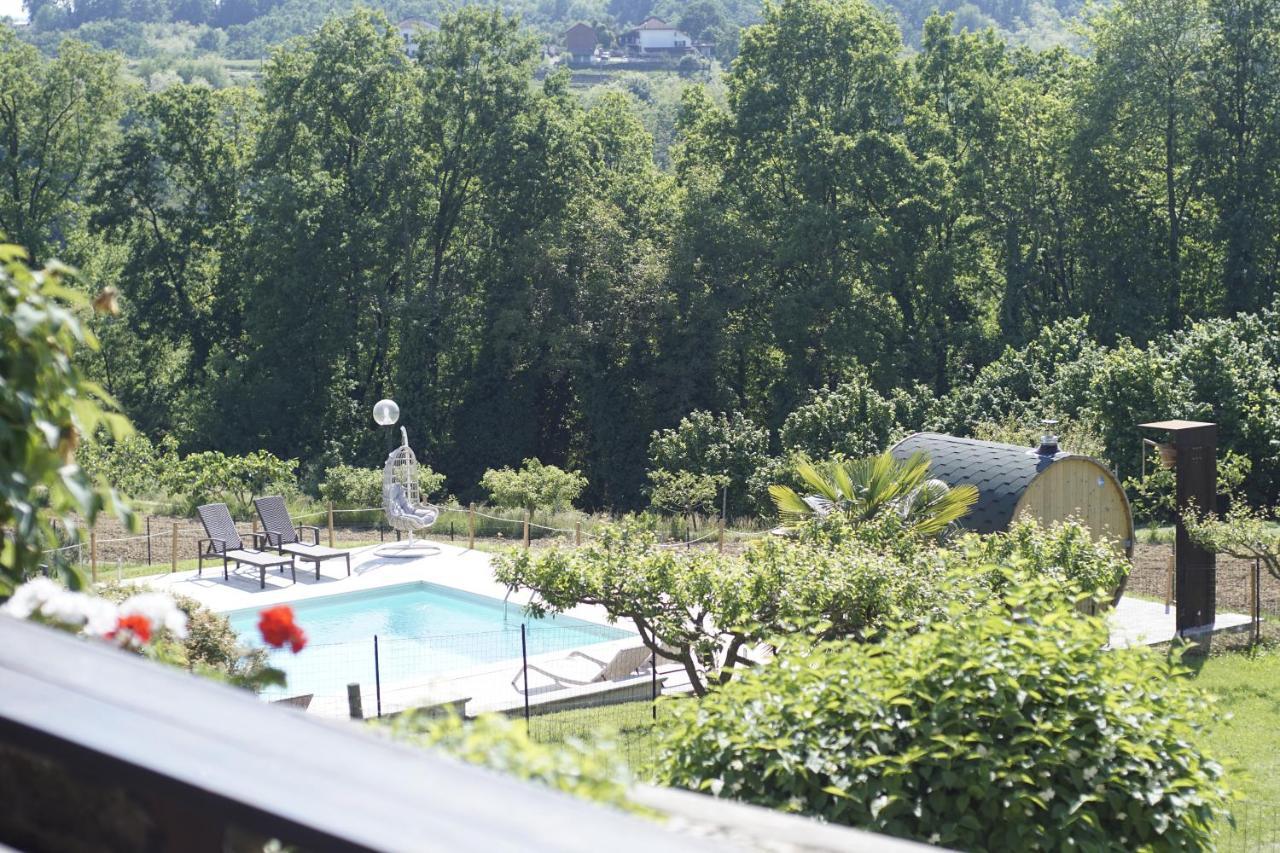 Agriturismo Tre Tigli Асти Екстериор снимка