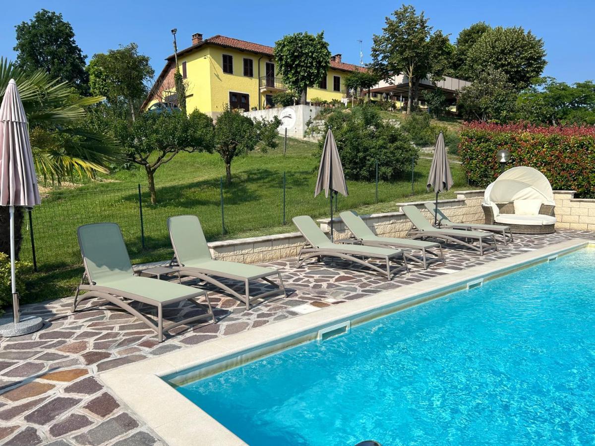 Agriturismo Tre Tigli Асти Екстериор снимка