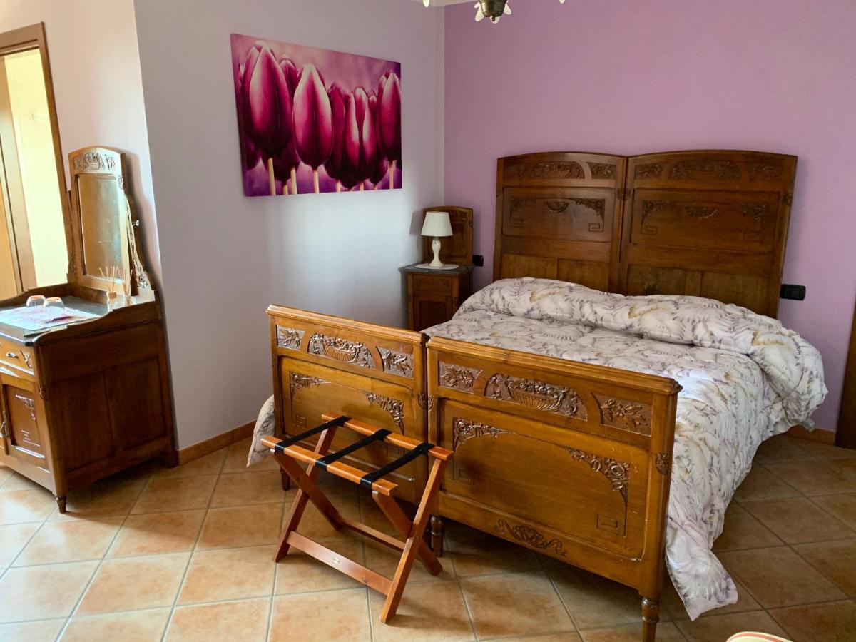 Agriturismo Tre Tigli Асти Екстериор снимка